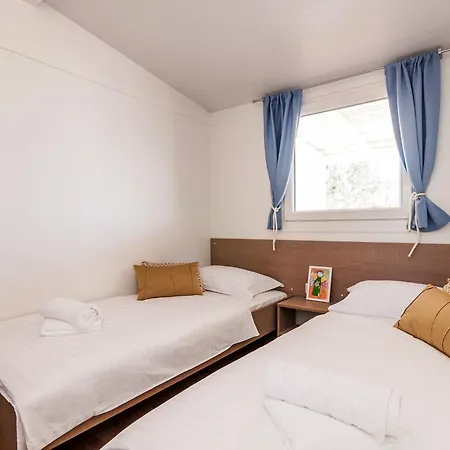 San Antonio 2 Mobile Homes *