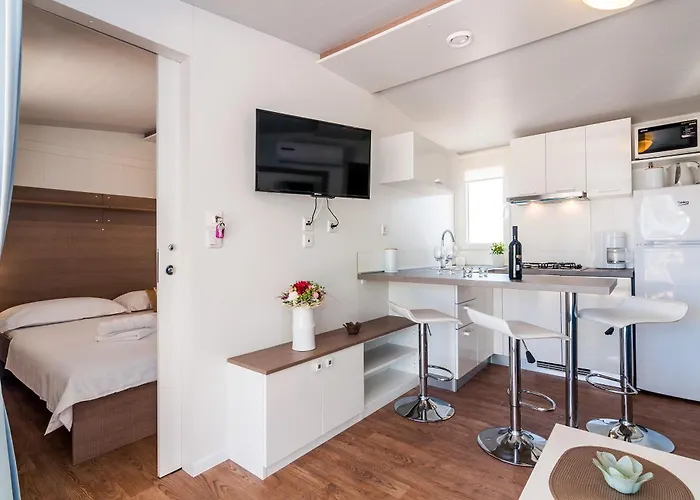 San Antonio 2 Mobile Homes * Biograd Na Moru