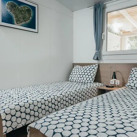 营地 San Antonio 2 Mobile Homes *